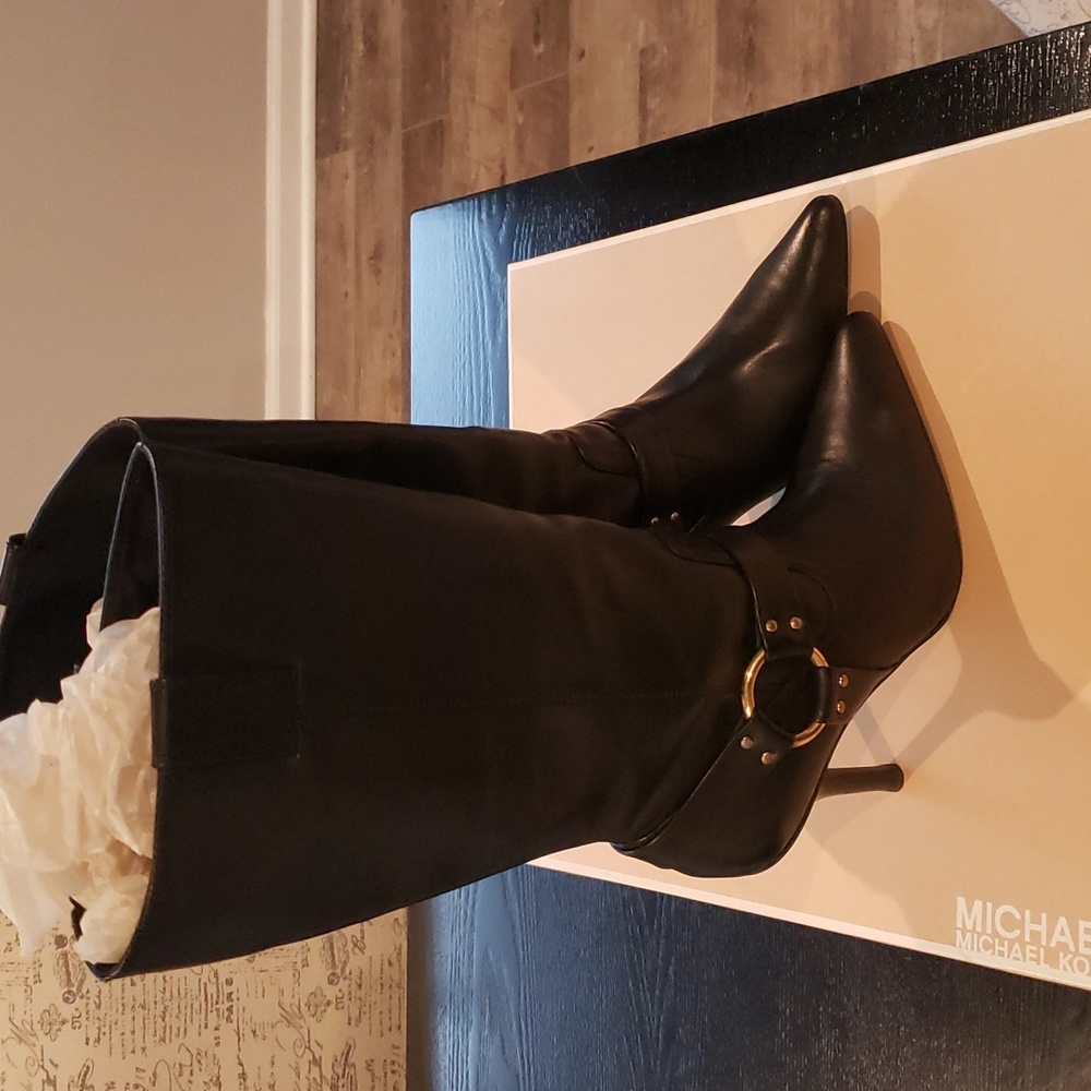 EUC! MICHAEL KORS "WESTGATE" BOOT 6 - Picture 2 of 9